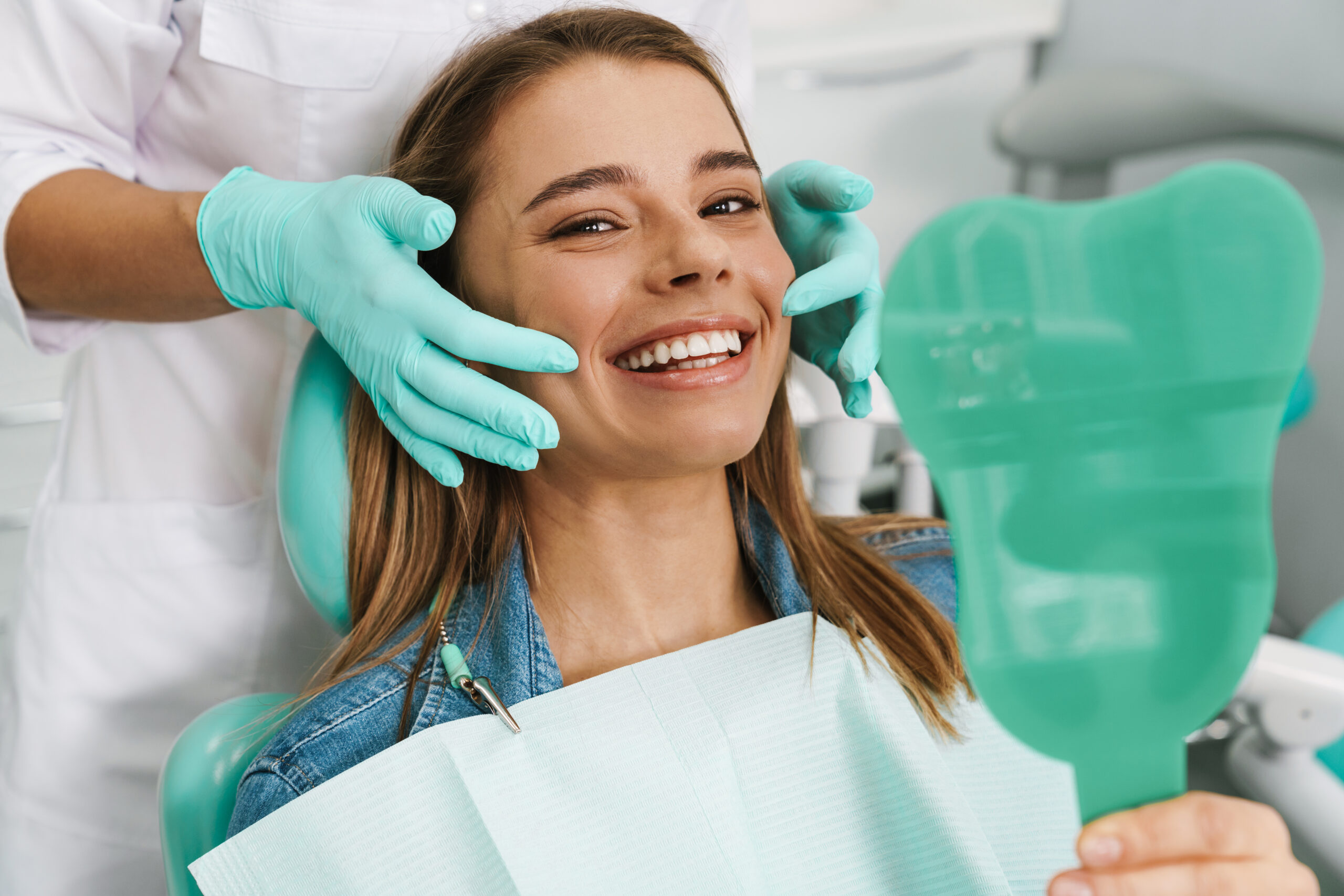 Natural looking dental restoration
