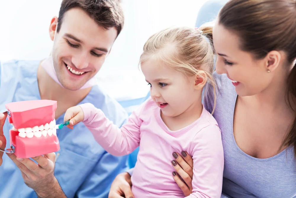 The Appropriate Time to Visit a Dentist for Your Child