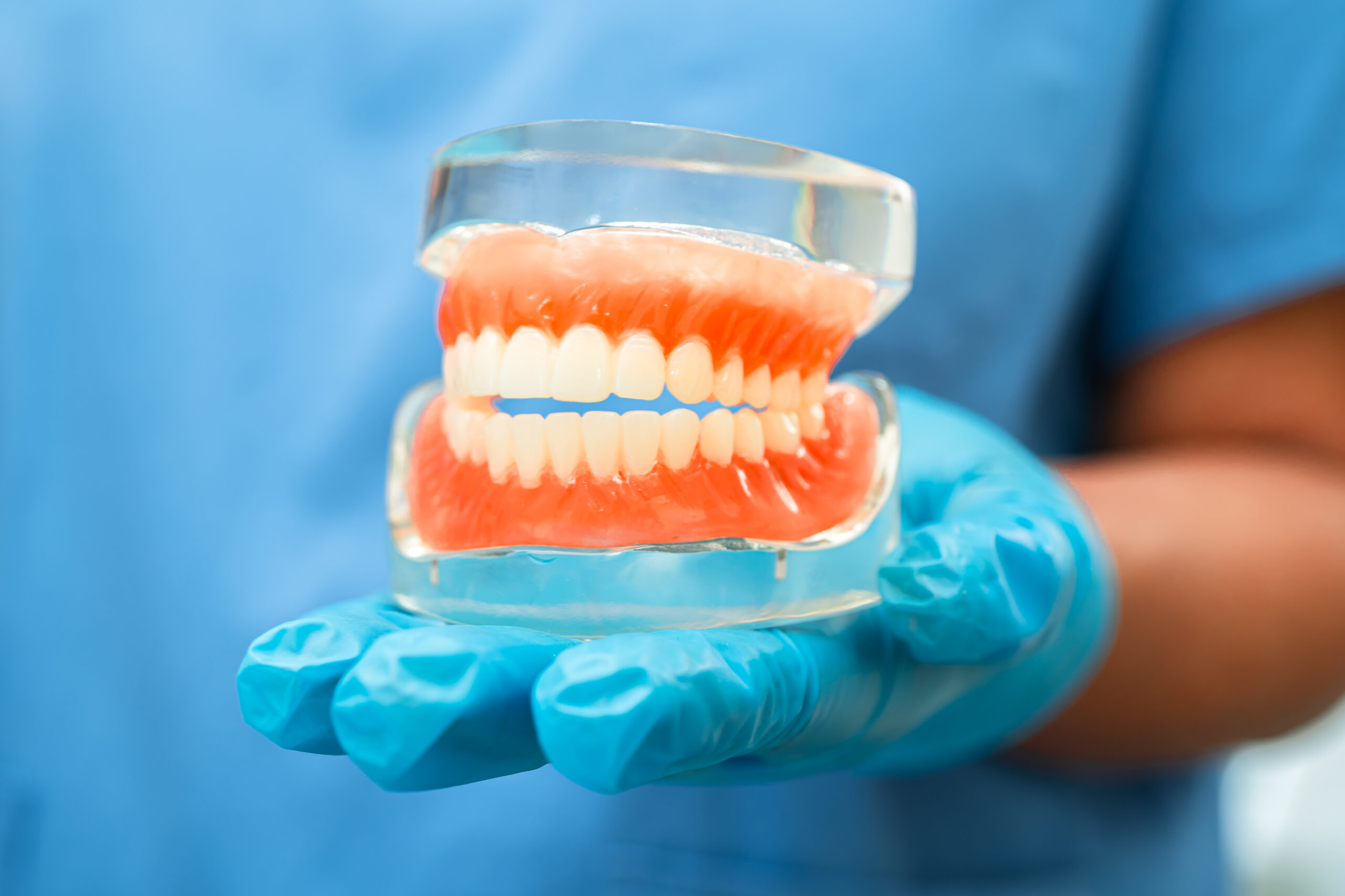 Custom dentures and tooth replacement