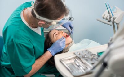 When Should You Go to Your Dentist? 5 symptoms